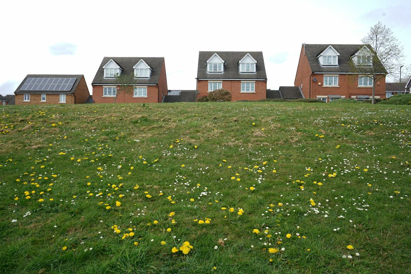Detached UK home of the kind that suits a large stacked battery system